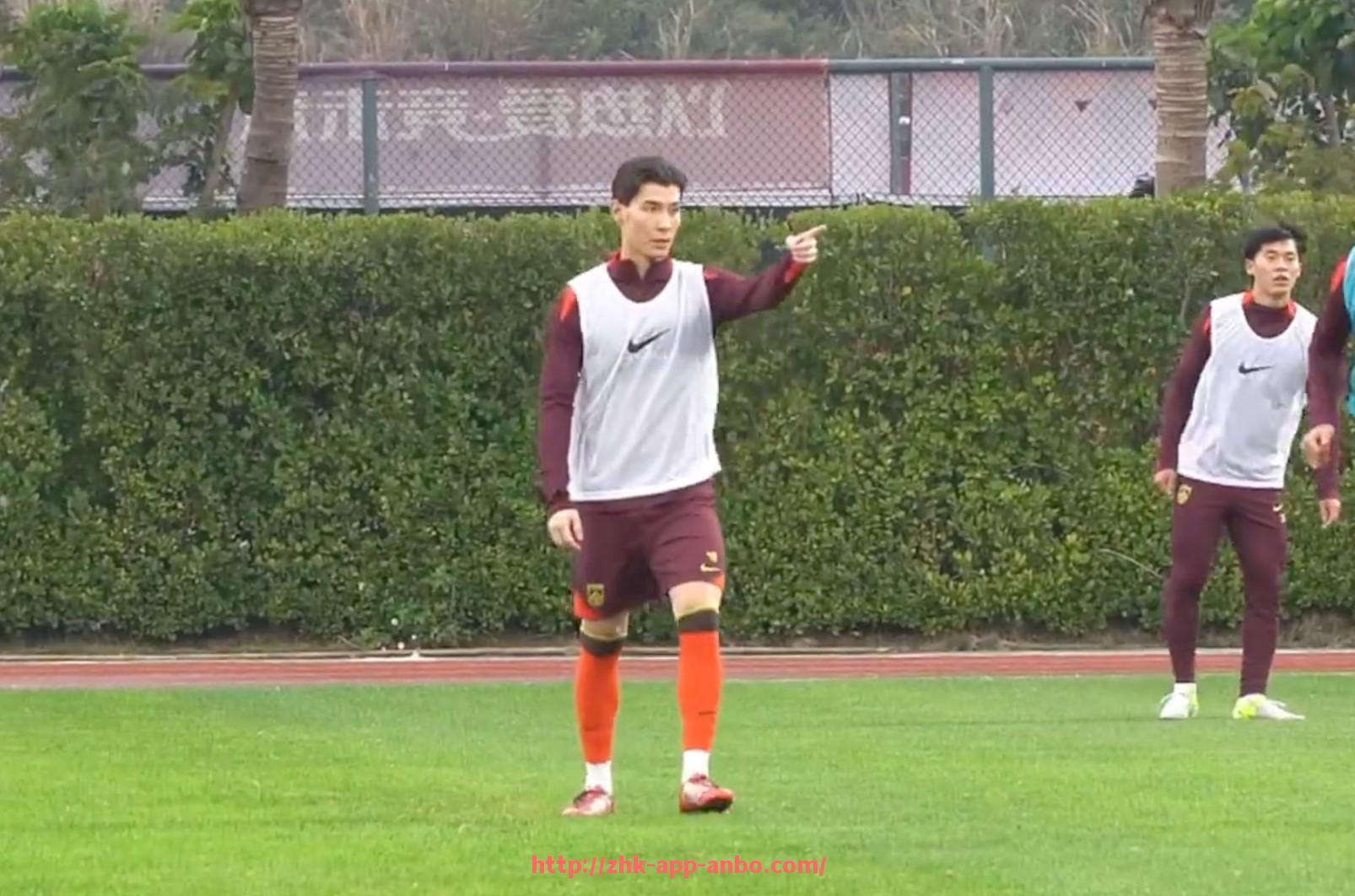 安博体育app下载-NBA交易截止日期的意义与影响：NBA交易截止日期对球队的影响分析